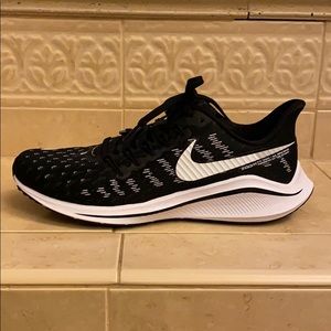 Black/silver/white Nike athletic shoes size 8.5